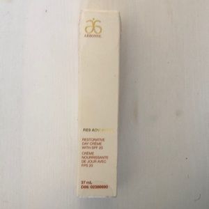 🧴Arbonne RE9 Advanced Restorative Day Crème with SPF 20
